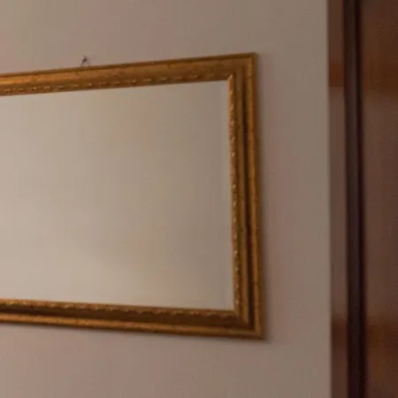 Monte Inni אוציירי